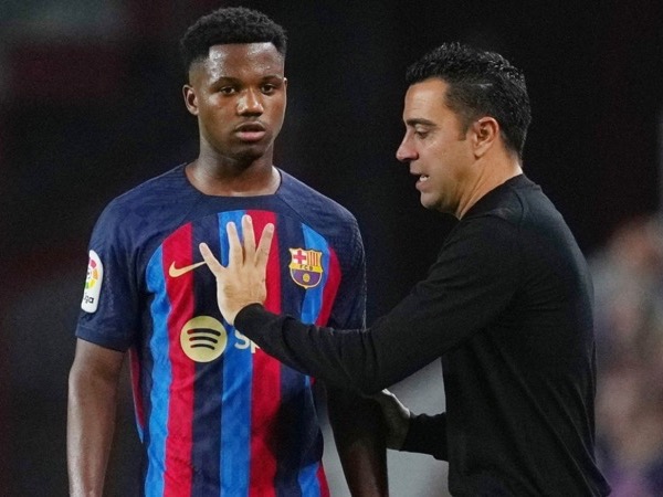 Cha Ansu Fati tức giận, muốn con trai rời Barca ngay hè này