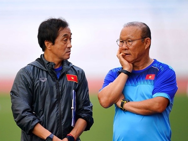Rộ tin đồn HLV Park Hang Seo tái xuất ở V-League