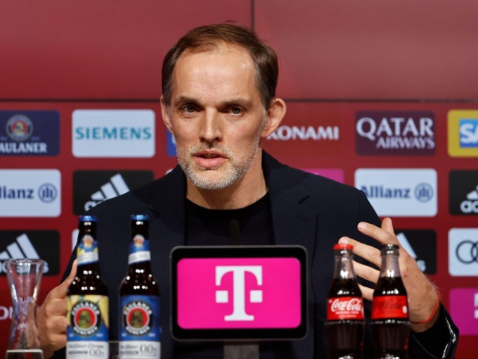Thomas Tuchel ăn mừng dẫn dắt Bayern, lộ lương thấp hơn ở Chelsea