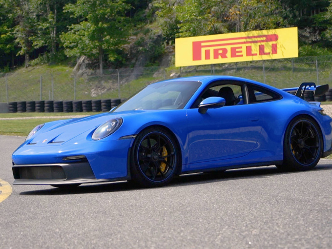 Hàng hiếm Porsche 911 GT3 màu lạ hơn xe Cường Đô la