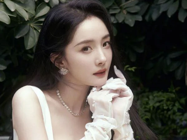 Sau nhiều năm ly hôn, Dương Mịch thừa nhận không hứng thú hẹn hò