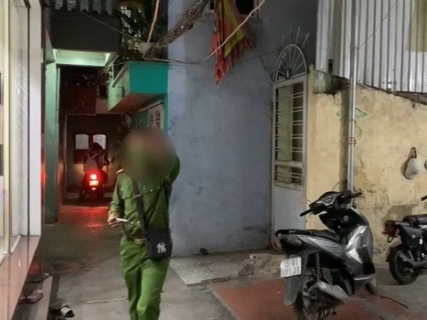 Cãi vã từ hát karaoke trong khu dân cư, hàng xóm can ngăn bị đâm chết