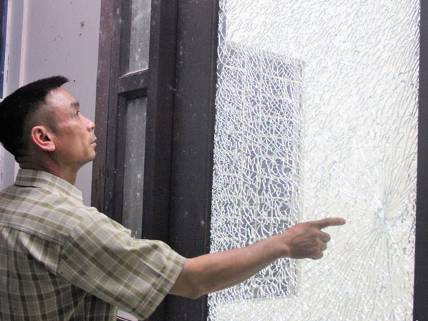 Vụ nổ như bom ở Nghệ An: Mảnh vỡ xuyên thủng tường nhà hàng xóm