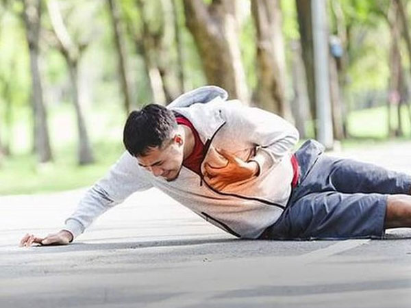 Người đàn ông suýt mất mạng sau 30 phút tập thể dục vào sáng sớm
