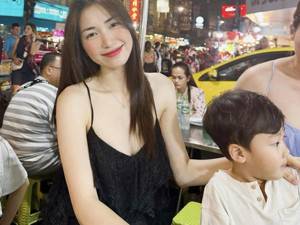 Hòa Minzy tiết lộ kế hoạch dành cho con trai vào kì nghỉ hè, cách nuôi dạy của nữ ca sĩ được nhiều phụ huynh khen ngợi