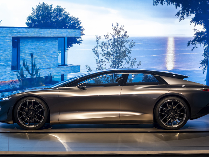 Choáng ngợp độ sang xịn của xe tự lái Audi Grandsphere trị giá 5 triệu Euro