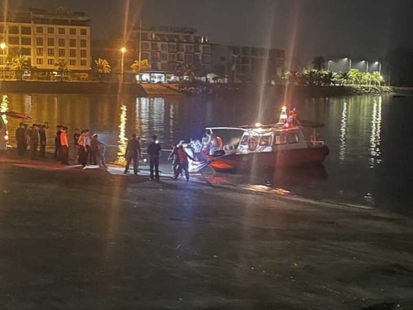 Vụ rơi trực thăng VN-8650: Tìm thấy thi thể phi công, vẫn còn 2 người mất tích