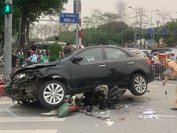 Tài xế tông 17 xe máy ở Võ Chí Công đối mặt với khung hình phạt nào?