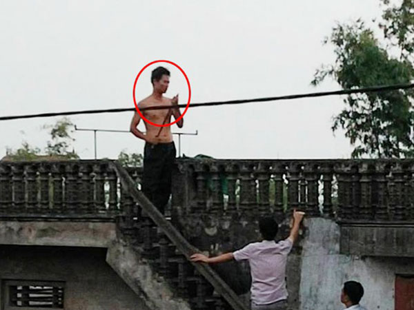 Hai bé gái 10 tuổi mất tích và khu vườn bí ẩn: Tìm con trong vô vọng