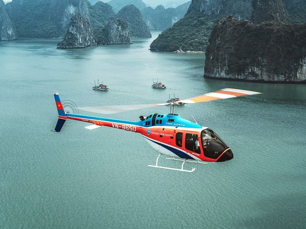 Vụ rơi trực thăng: Lần du lịch cuối và chuyến bay định mệnh