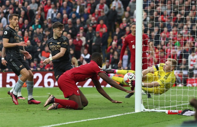 30 giây quyết định cục diện trận Liverpool vs Arsenal
