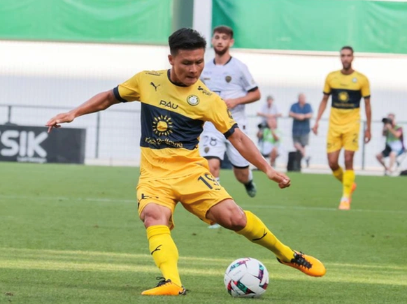 Quang Hải sắp chia tay Pau FC để sang Thái League?