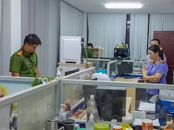 Mở rộng điều tra, Công an Cần Thơ khám xét Chi cục đăng kiểm số 8