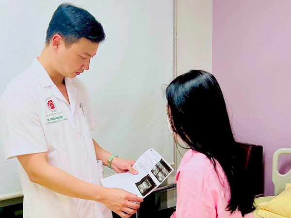 Cảnh báo: Nhiều chị em mang hoạ vì 'nâng cấp vòng một' không phẫu thuật