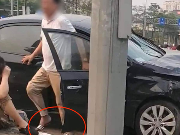 Vụ tài xế tông 17 xe máy: Ai kiểm soát chuyện 'dép lê, giày cao gót' lái xe?