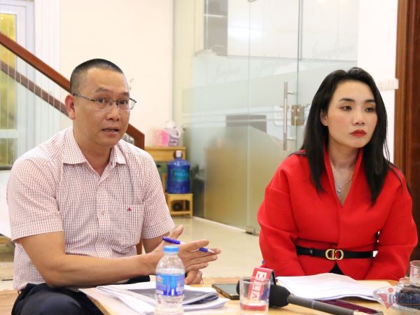 Trẻ 3 tuổi bị gãy chân sau khi đi học: 5 lần làm việc chưa tìm được nguyên nhân