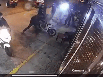 Clip gần 20 người cầm chĩa tự chế tấn công nhóm thanh niên ở TP HCM