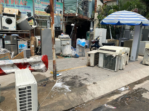 Sửa chữa hàng điện máy và công nghệ hốt bạc