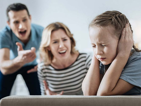 Làm cách nào để thoát khỏi sự áp đặt của cha mẹ?