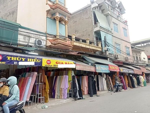 Ngỡ ngàng với một khu vực vùng ven Hà Nội có giá nhà đất tương đương phố cổ, môi giới khẳng định: 'Cầm 20 tỷ đồng đừng mơ mua được!'