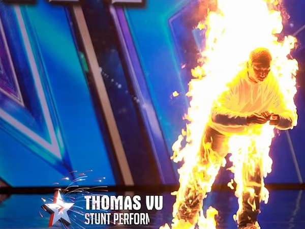 Britain's Got Talent bị chỉ trích vì thí sinh vừa tự thiêu vừa giải rubik