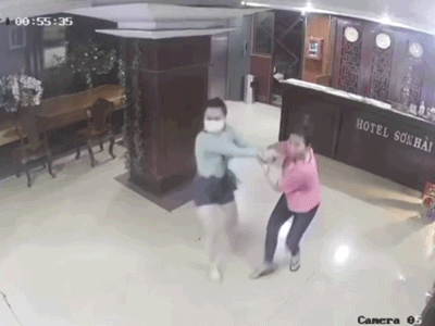 Chủ khách sạn TP.HCM lật tẩy âm mưu của cô gái chân dài lúc nửa đêm