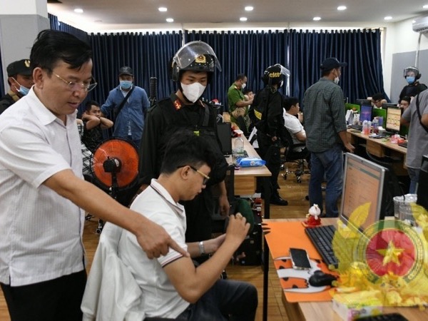 Công an lật tẩy chiêu trò núp bóng công ty luật đòi nợ thuê