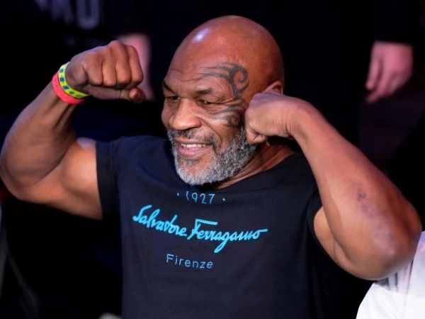 'Tay đấm thép' Mike Tyson gây sốc với kế hoạch thượng đài ở tuổi 56