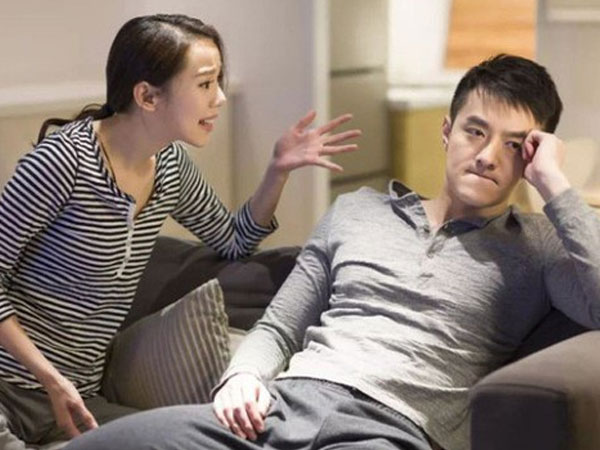 Nghỉ lễ, chồng lên kế hoạch đi chơi 5 ngày với hội bạn thân, còn làm một việc khiến vợ phẫn nộ