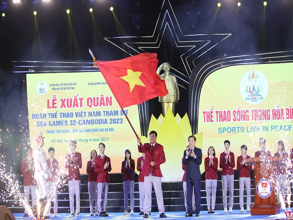 Những VĐV Việt Nam đầu tiên có mặt tại Campuchia sẵn sàng cho SEA Games 32