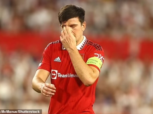 Bị loại ở tứ kết Europa League: Man Utd tìm người để ‘quy tội’