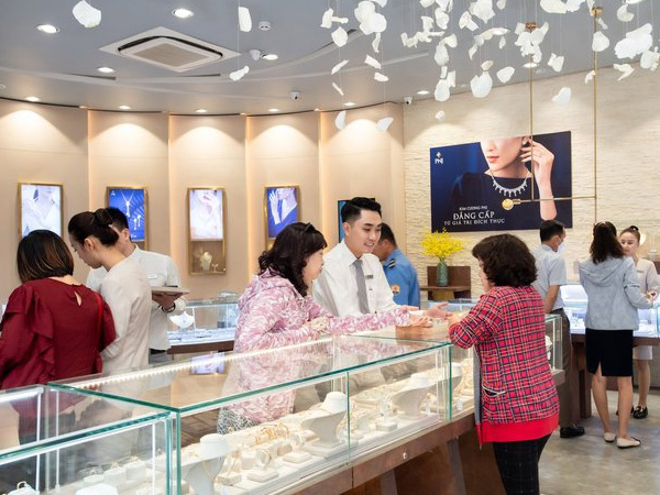 Giá vàng nhẫn tăng cao, công ty vàng báo lãi kỷ lục