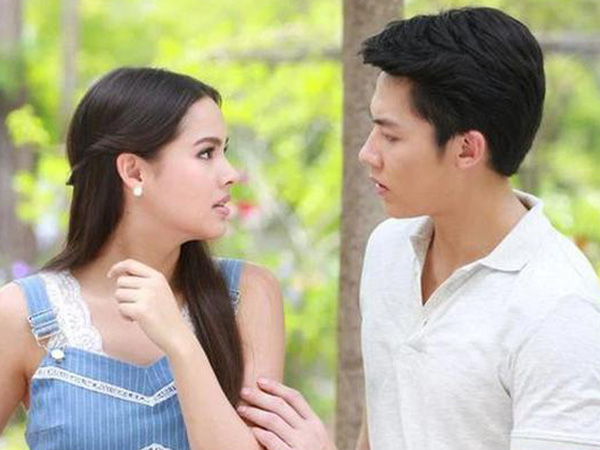 Sinh nhật con trai 5 tuổi, chồng cũ bỗng xuất hiện rồi van xin tái hợp