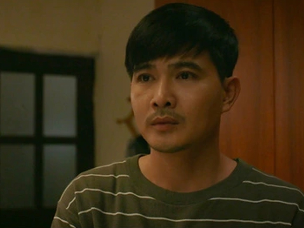 Gia đình mình vui bất thình lình tập 13: Phương mặc gợi cảm chờ đợi, Công vẫn lạnh nhạt thờ ơ khiến khán giả khuyên dâu cả nên ly hôn
