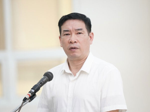 Cựu trưởng Công an quận Tây Hồ Phùng Anh Lê lĩnh án 7 năm 6 tháng tù
