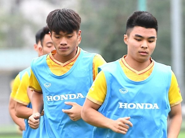 U22 Việt Nam giải bài toán hàng công