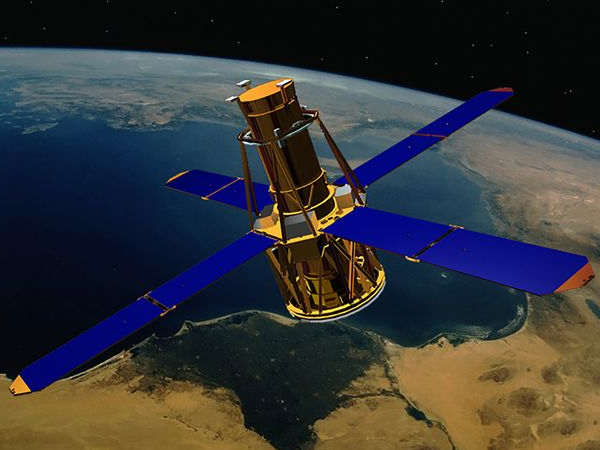 Một vệ tinh khổng lồ của NASA sắp rơi xuống trái đất