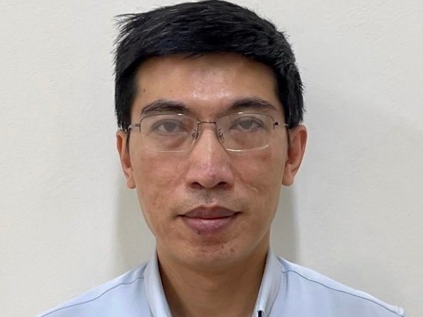 Hé lộ số tiền 'lại quả' của cựu Trợ lý Phó Thủ tướng trong vụ chuyến bay giải cứu