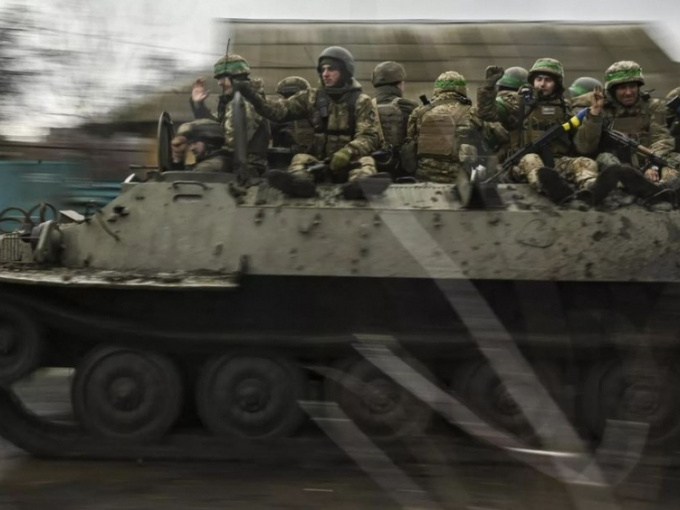 Nghị sĩ Ukraine thừa nhận cuộc phản công bị trì hoãn vô thời hạn