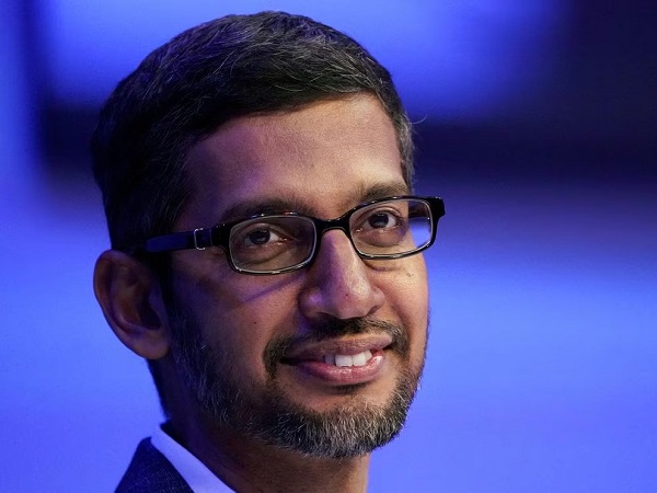 CEO Google nhận thưởng 'khủng', chatbot Bard được cập nhật tính năng lập trình