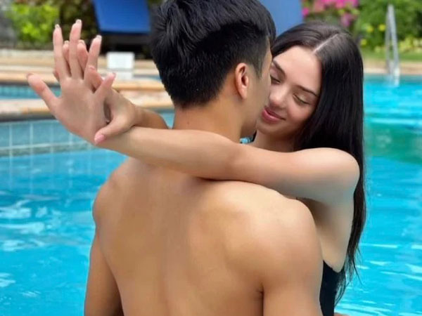 Vợ Bùi Tiến Dũng chia sẻ khoảnh khắc hạnh phúc bên chồng, con