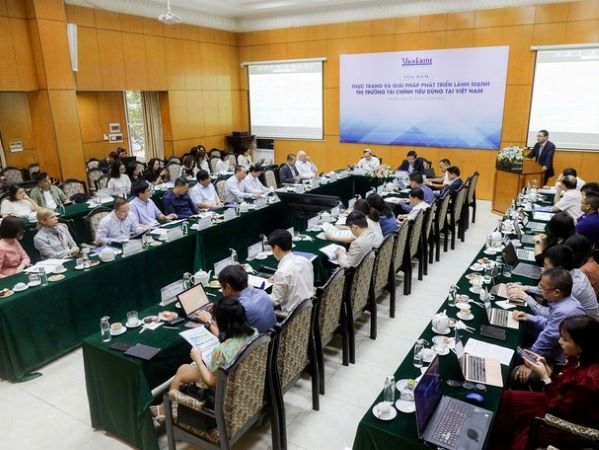 Khách rủ nhau 'bùng tiền', doạ đánh nhân viên thu nợ