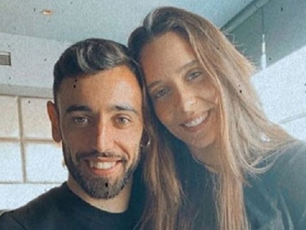 Vợ Bruno Fernandes đăng ảnh khiến MU 'đứng ngồi không yên'