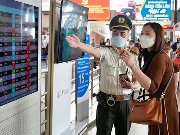 Vé máy bay rẻ bất thường: Có hay không việc găm hàng, 'om' giá?