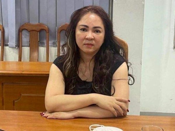 Truy tố bà Nguyễn Phương Hằng và 4 đồng phạm