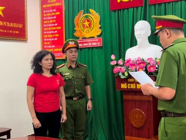 Từ trại tạm giam, bà Đặng Thị Hàn Ni tố cáo ông Dũng 'lò vôi'