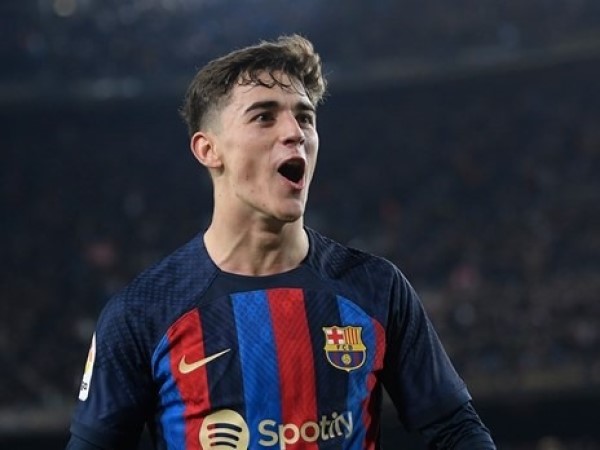 Cầu thủ trẻ Barcelona bày tỏ cảm xúc khi Real Madrid thua Girona 2-4