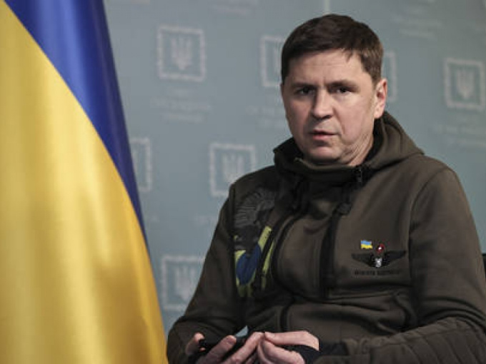 Cố vấn của Tổng thống Zelensky đổ lỗi cho Mỹ về xung đột ở Ukraine
