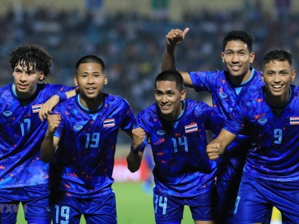 Báo Thái ‘chê’ U22 Việt Nam mất cân bằng đội hình
