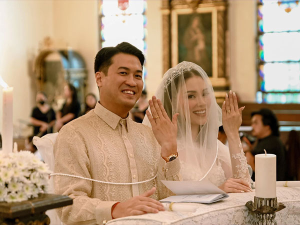 Linh Rin - Phillip Nguyễn xin lỗi và tiết lộ lý do huỷ đám cưới tại TP.HCM vào cuối tháng 4
